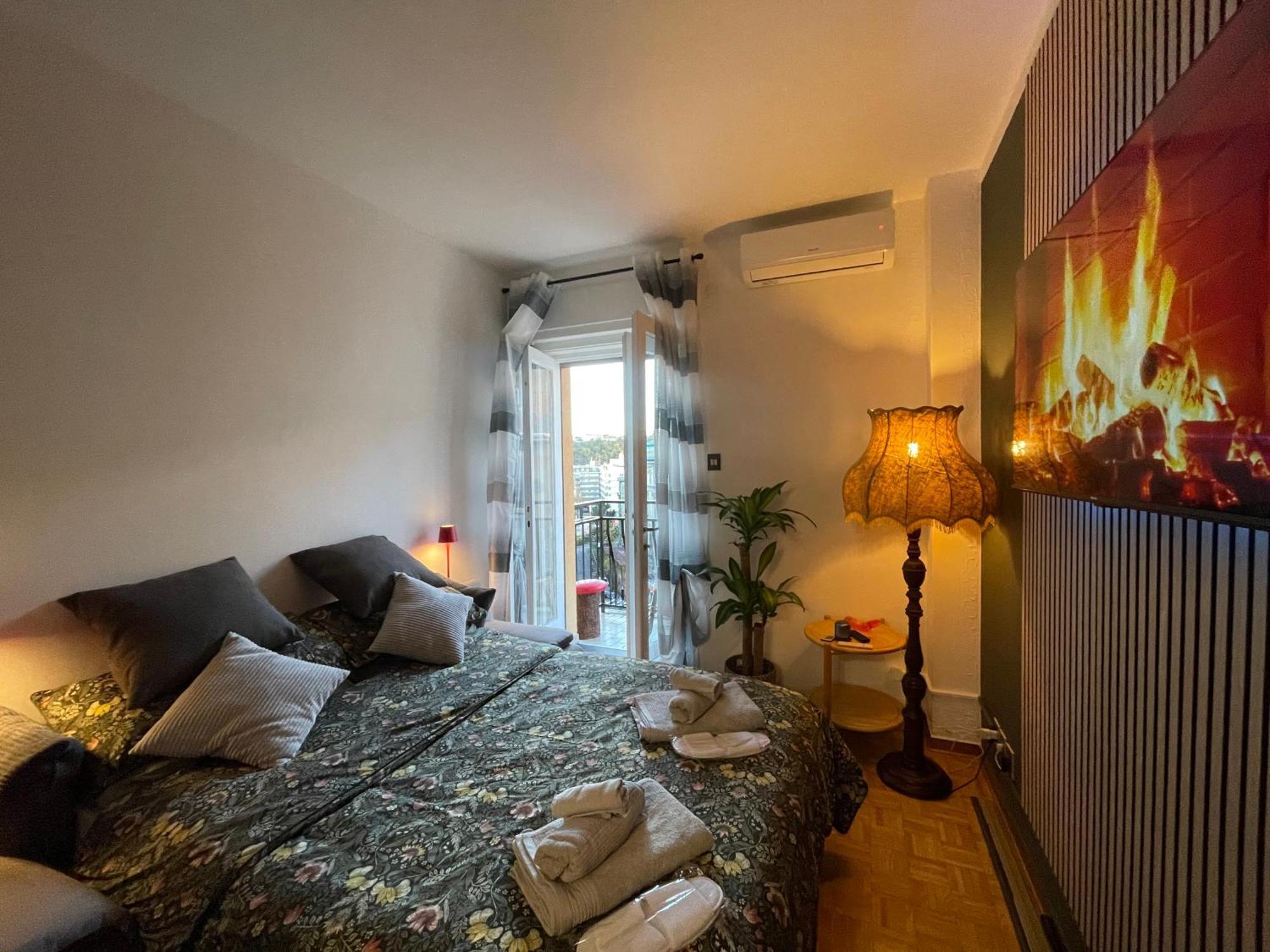Sunway Apartment ตรีเอสเต ภายนอก รูปภาพ